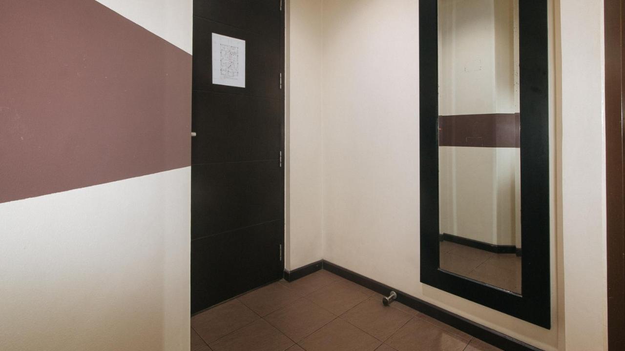סן פדרו מקאטי Lorenzzo Suites Hotel מראה חיצוני תמונה