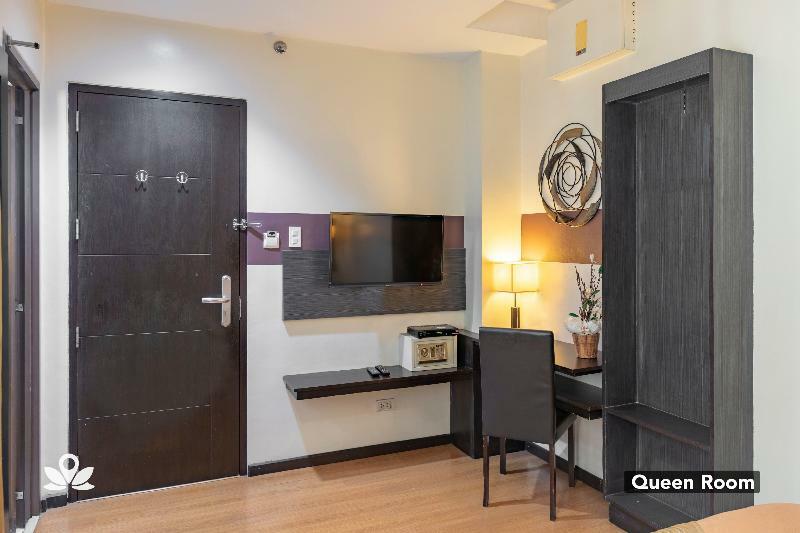 סן פדרו מקאטי Lorenzzo Suites Hotel מראה חיצוני תמונה